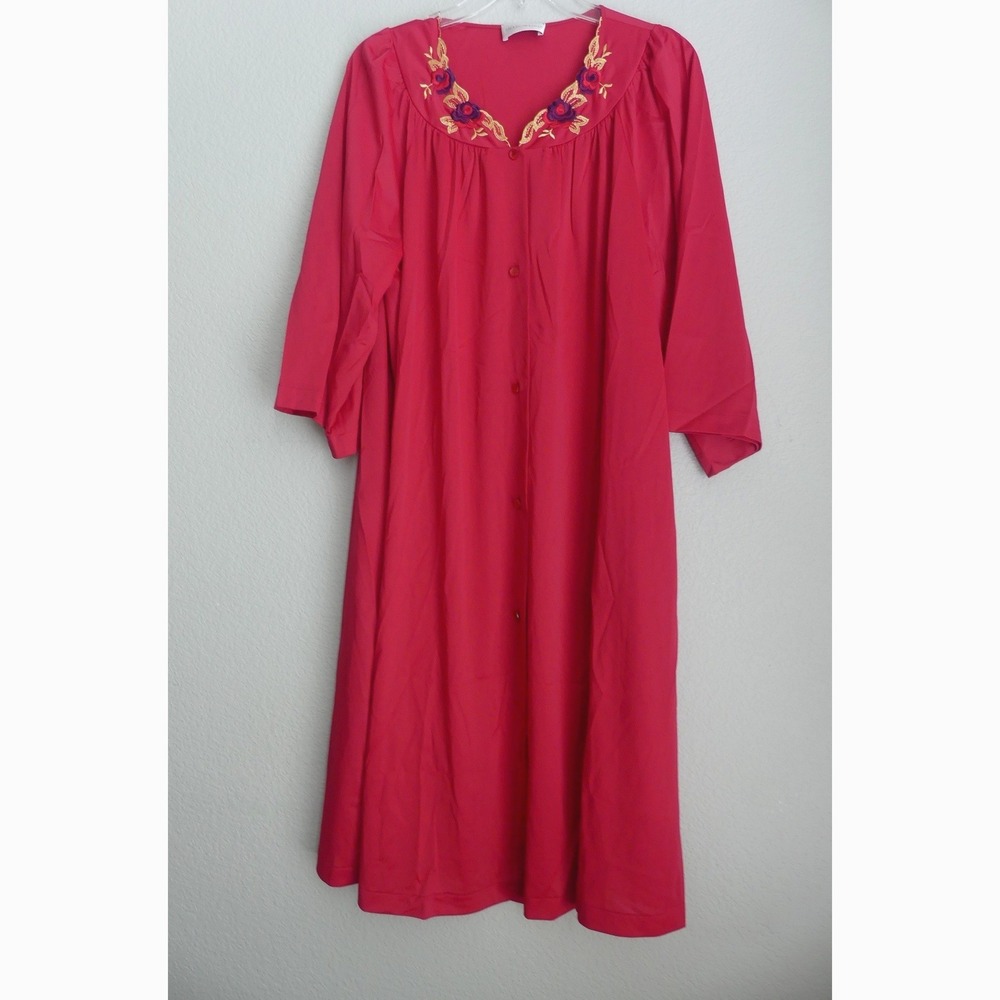 Shadowline Vintage Nylon Floral Embroidered Robe Large Button Front Satin
